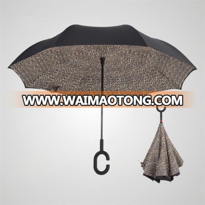 Promotional High Quality happy rain vinyl dollar store funny magic C shape handle inverted umbrella